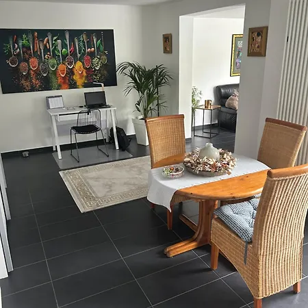 Апартаменты Schoene Mit Terasse *