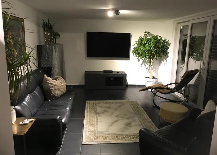 Schoene Mit Terasse Apartmán